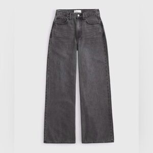 Abercrombie & Fitch 26 Short - High Rise Wide Leg Jeans